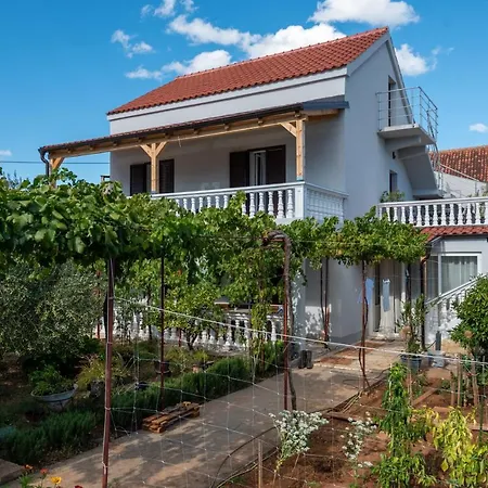 Apartman Tribunj Tribunj (Sibenik-Knin)