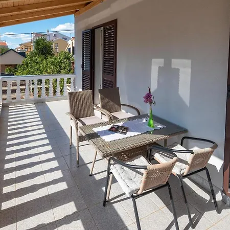 Daire Tribunj Tribalj