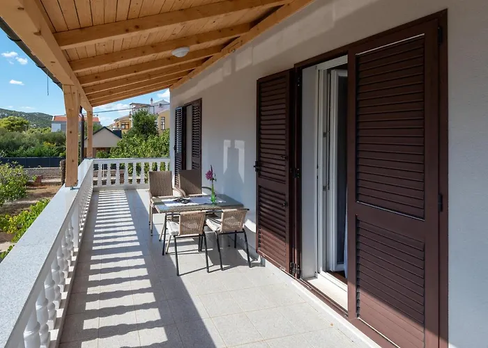 Tribunj Apartamento *