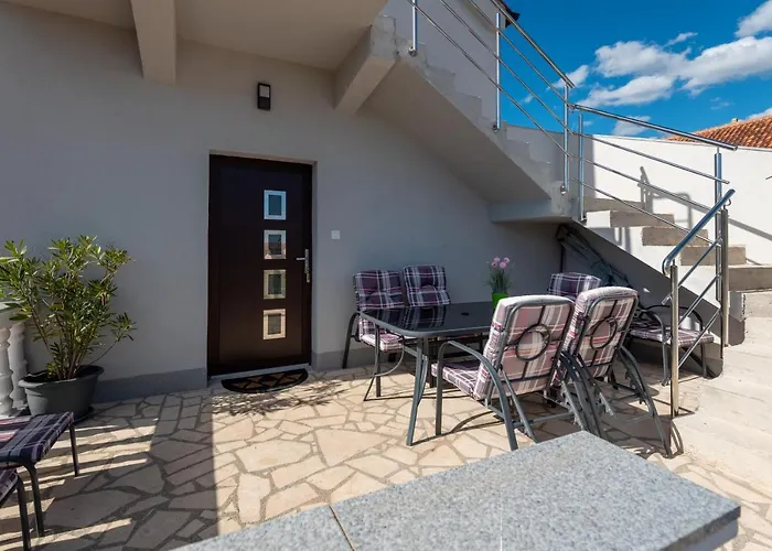 Apartamento Tribunj Tribalj