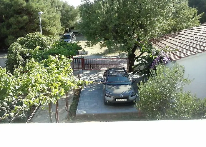 Apartamento Tribunj Tribalj